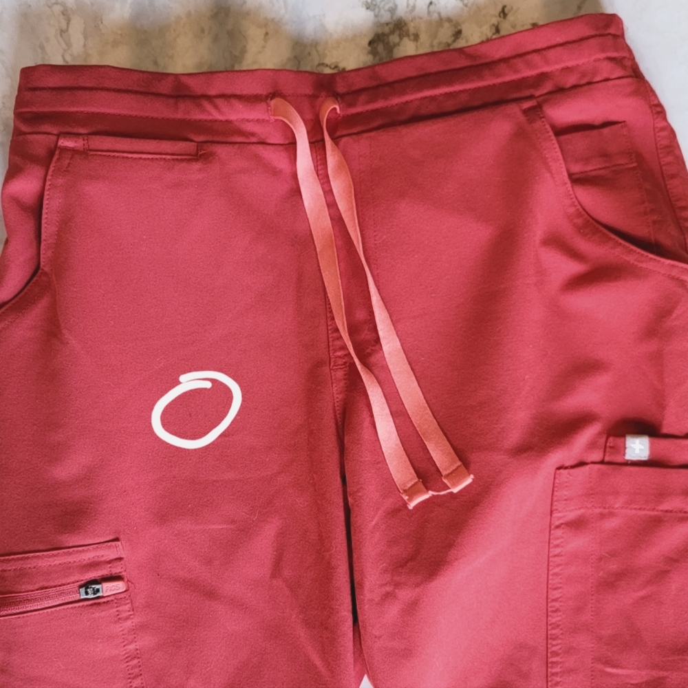 Women's XS extra small FIGS Technical Collection scrub bottoms red - Picture 6 of 7